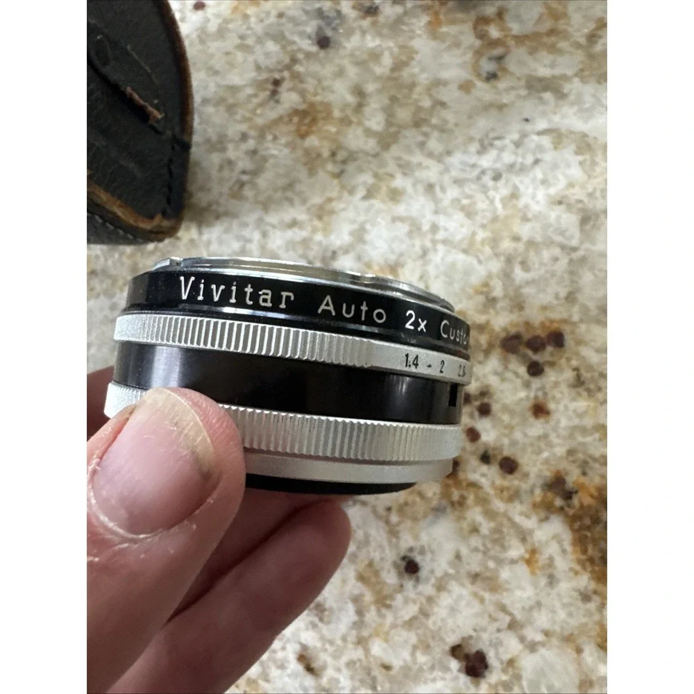 Vivitar 2x–4x Teleconverter Lens Canon FL-FD Mount - EX - E Teleconverter Case